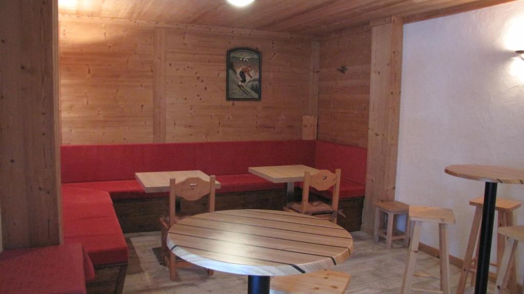 Alpen Roc Hotell Morzine Exteriör bild