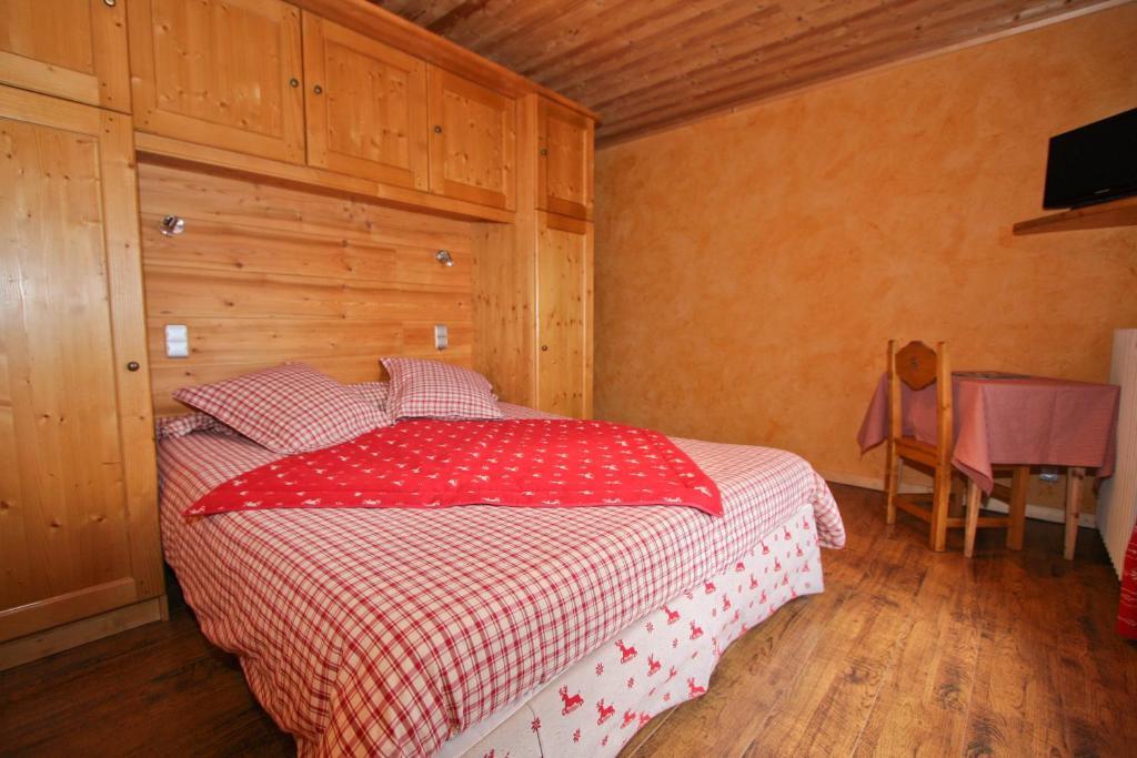 Alpen Roc Hotell Morzine Rum bild